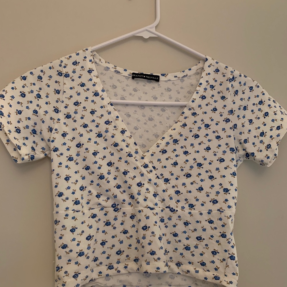 Brandy Melville Gina Top
